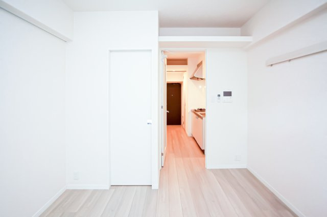 サヴォイ博多スーペリア　9階の居間・リビング|別号室のものです。現状優先になります。