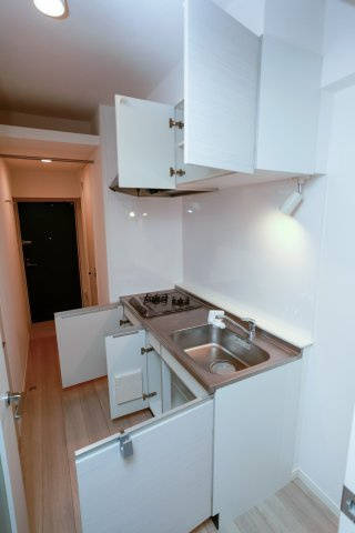 サヴォイ博多スーペリア　9階のキッチン|別号室のものです。現状優先になります。