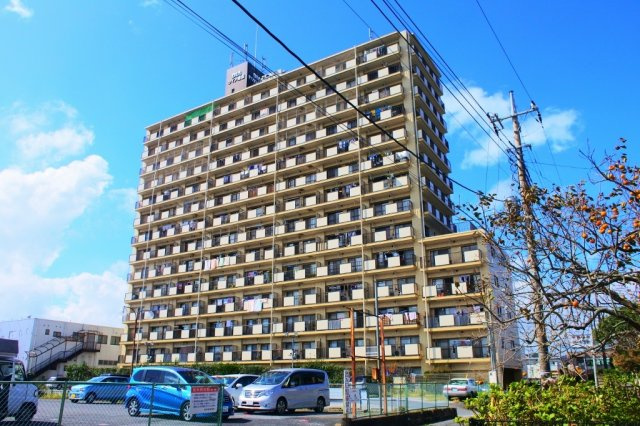 ダイアパレス千葉東金の外観