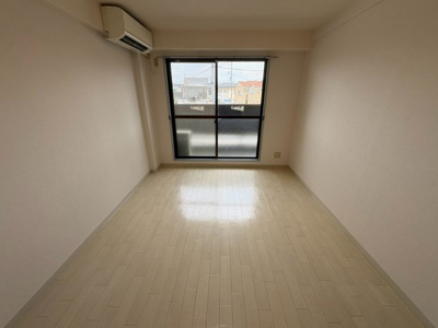 【洋室】 | シャイニ―・キューブ次屋
