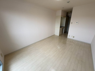 【洋室】 | シャイニ―・キューブ次屋