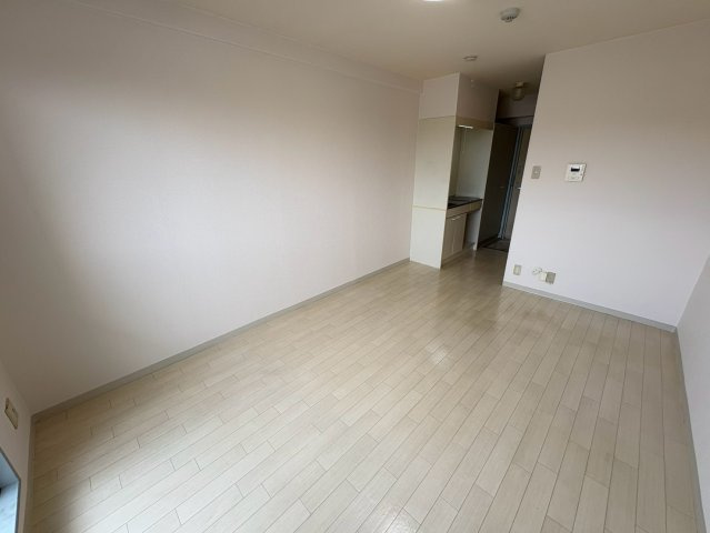 【洋室】 | シャイニ―・キューブ次屋