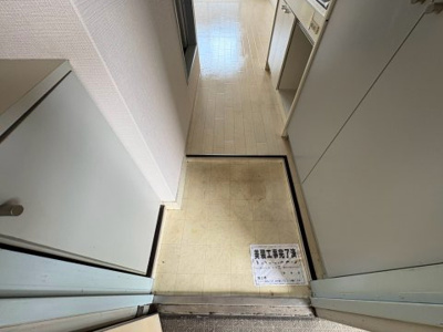 【玄関】 | シャイニ―・キューブ次屋