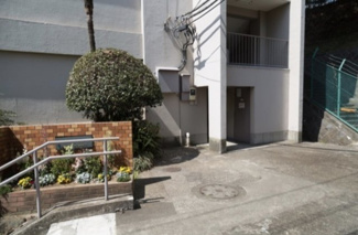 【エントランス】