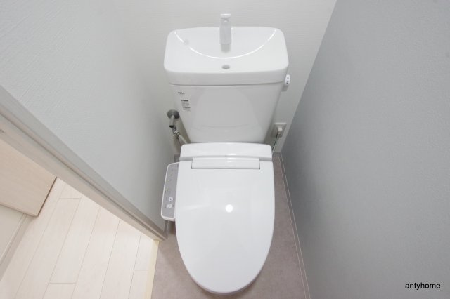 エスフォート都島内代　仲介手数料無料のトイレ