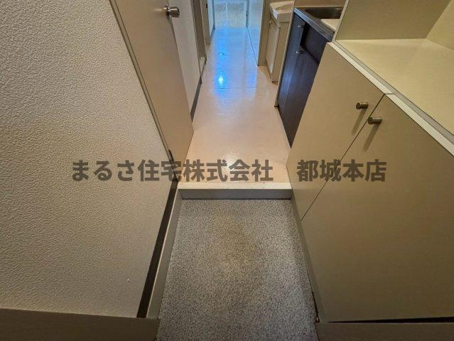 Residence上町　EASTの玄関