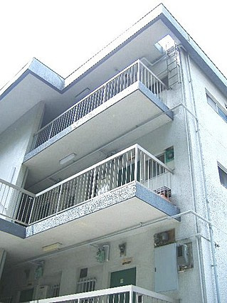 パール六甲の外観