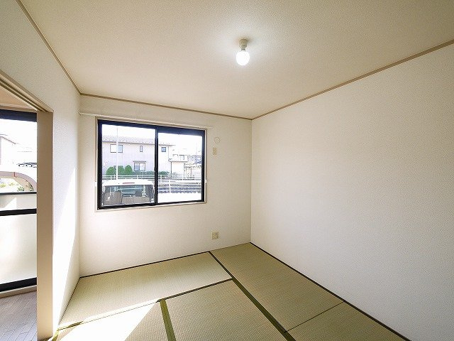 プラムハイツの和室|和室があると落ち着いた雰囲気になりますね