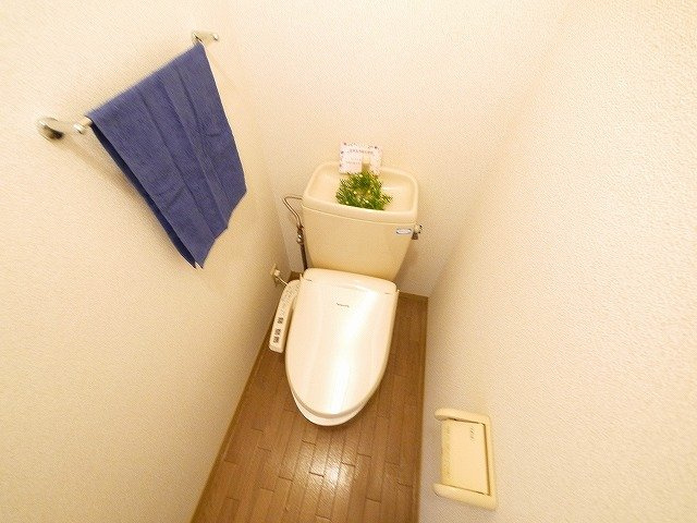 プラムハイツのトイレ|清潔感のあるトイレです