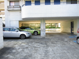 【駐車場】 | 駐車場　