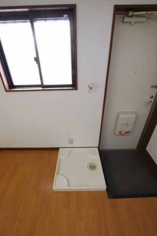 【設備】 | 薮内ハイツ | 室内洗濯機置場