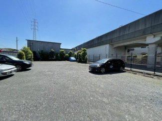 【駐車場】 | いつでも目の届く敷地内に駐車場があります♪お車をお持ちのファミリーさんにもおすすめです☆