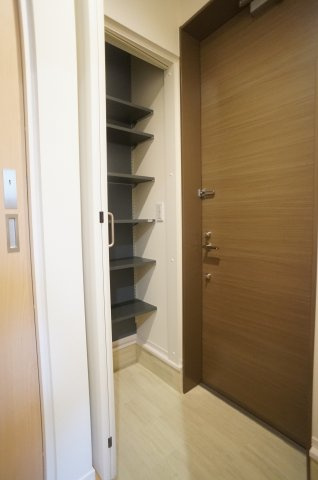 エルピーダ　Elpidaの玄関