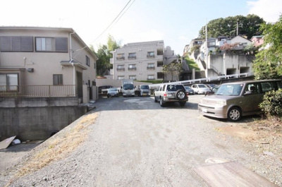 【外観】 | 堀崎第３駐車場 | 堀崎第３駐車場　　　リサイクルショップ楽市さんの裏