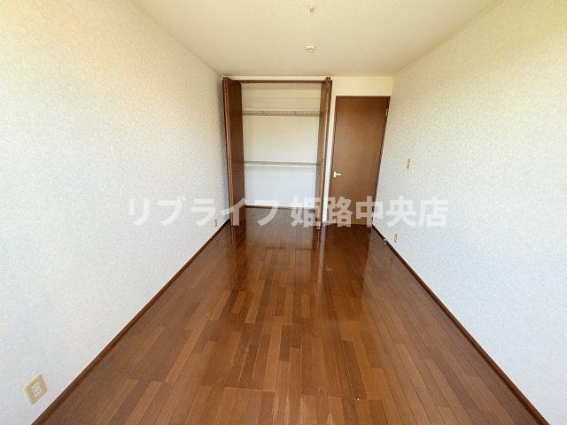 ピュアハイムの洋室