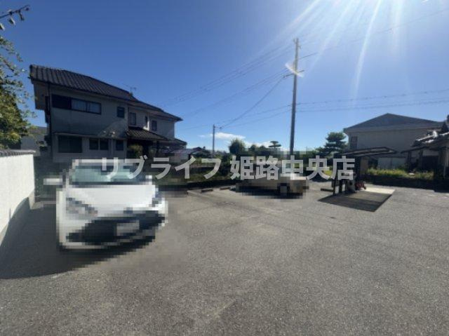 ピュアハイムの駐車場