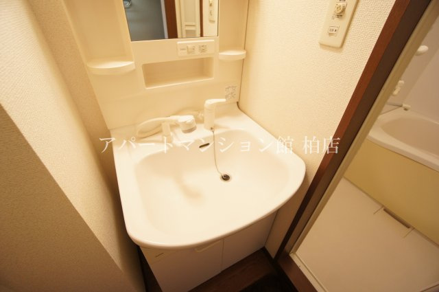 クレステージ柏の独立洗面台