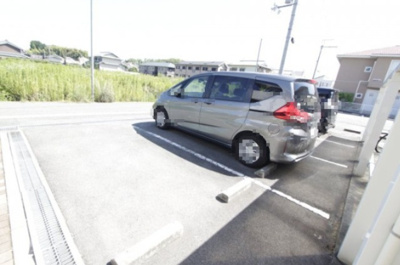 【駐車場】 | シャーメゾン秋山Ａ