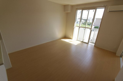 【居間・リビング】 | シャーメゾン秋山Ａ