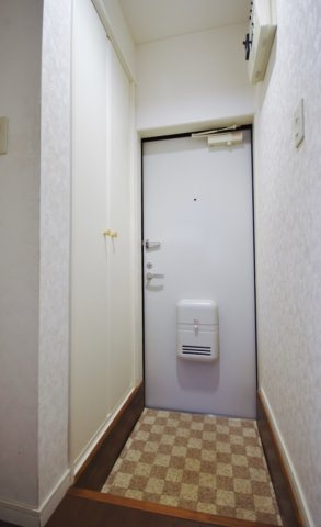 【玄関】