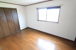 【洋室】 | ビレット・ルネ | 落ち着いた色調の洋室です