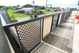 【バルコニー】 | ビレット・ルネ | 落ち着いた時間を過ごせるバルコニーです