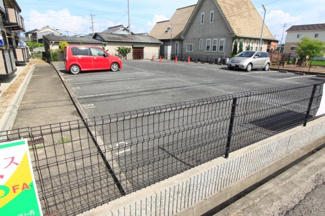 【駐車場】 | ビレット・ルネ | 駐車場完備です