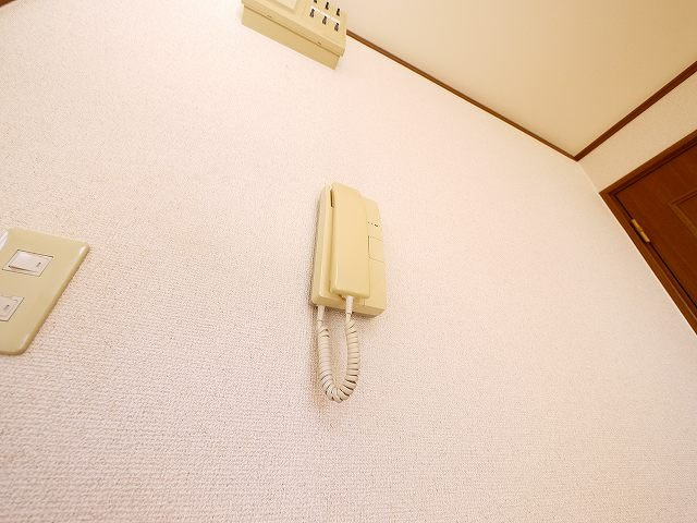 メゾンレイ天理のセキュリティ|インターホン