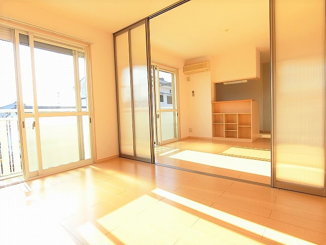 フェニックスAの居間・リビング