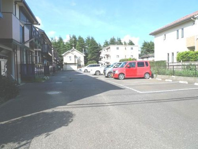 【駐車場】 | パークスクエア | 広い駐車場１台付もちろん無料です