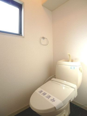 【トイレ】 | パークスクエア | 温水洗浄便座ついてます