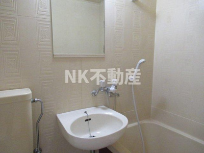 【洗面所】 | ビリーヴドゥーエ（河内花園賃貸） | 洗面です