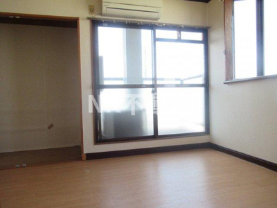 【寝室】 | ビリーヴドゥーエ（河内花園賃貸） | 洋室です