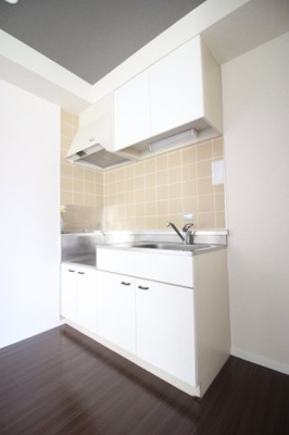 【キッチン】 | ベルテ伊藤 | 広いキッチンスペースでお料理が出来ます