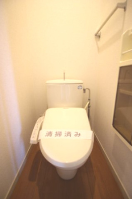 【トイレ】 | ベルテ伊藤 | 洗浄便座付いてます