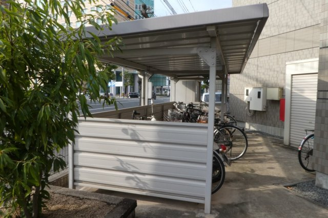 倉敷市白楽町の賃貸マンションのその他共用部分|自転車置き場