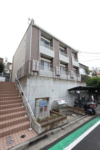 サニーコート西寺尾
