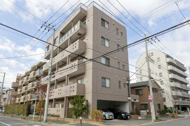 ラウンド・Mの外観