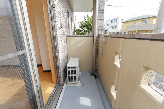 ラウンド・Mのバルコニー