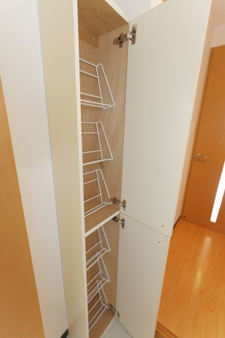 ラウンド・Mの玄関