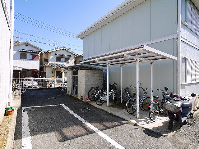 阪和阪手ドミールA棟のその他共用部分|自転車置き場