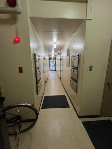 宝永ビルのロビー