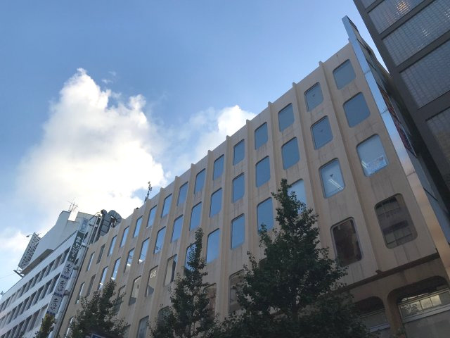 高田馬場柳屋ビルの外観