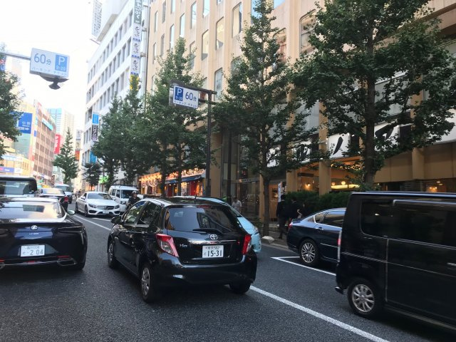 高田馬場柳屋ビルの外観