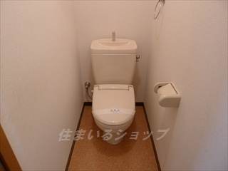 広島市安佐北区深川５丁目の賃貸マンションのトイレ|暖房便座