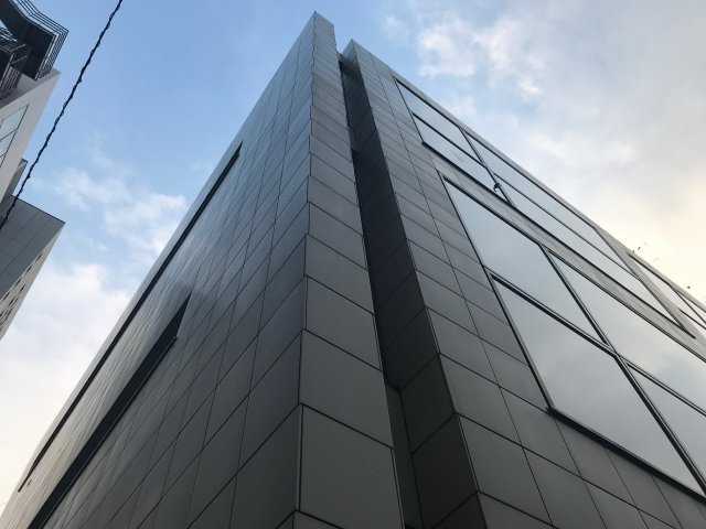 西新橋HSビルの外観