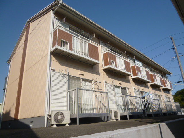 倉敷市藤戸町天城のアパートの外観
