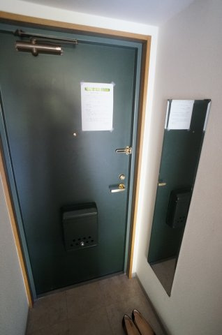 ツインエクセルホリコの玄関|参考、同建物・反転間取りの号室