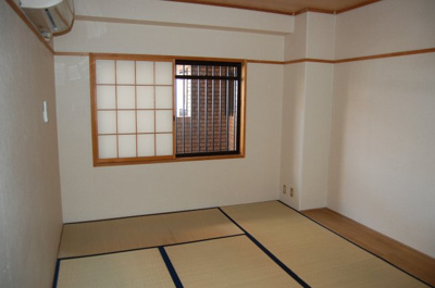 【寝室】 | ロイヤル東海川原町 | 同型タイプ