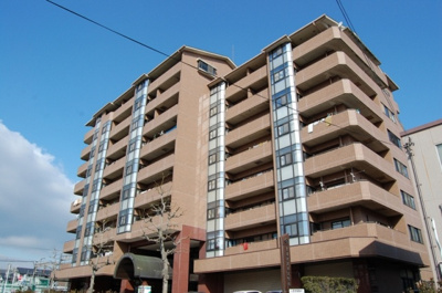 【外観】 | ロイヤル東海川原町 | 分譲マンションのような重厚感